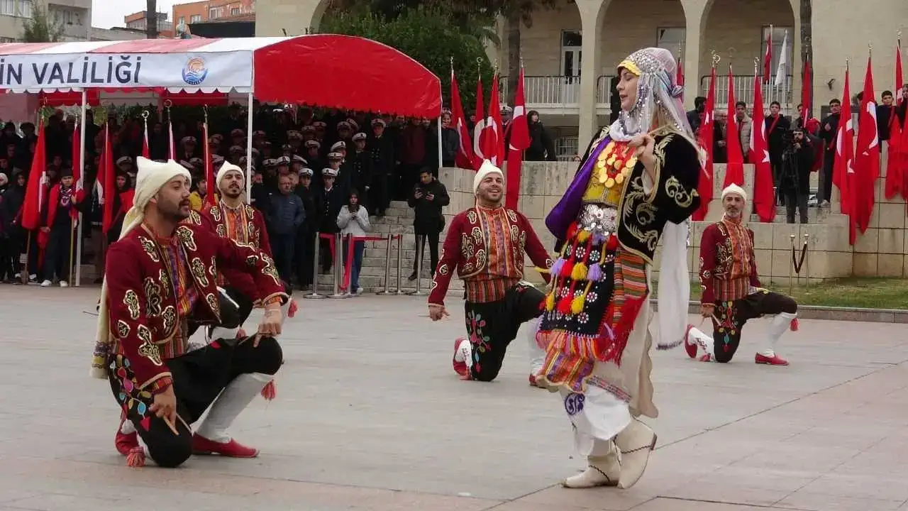 Mersin’de Tarihi Gün: Kurtuluş Coşkusu Gösterilerle Taçlandı! 2